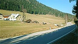 Hof der Familie Thron